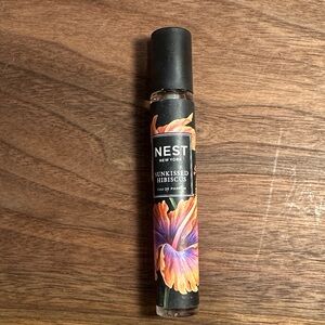 Nest Sunkissed Hibiscus Eau de Parfum Travel Spray